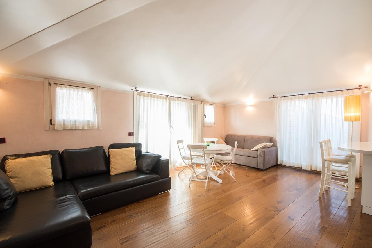 Appartamento Savoia & Jolanda 2 *